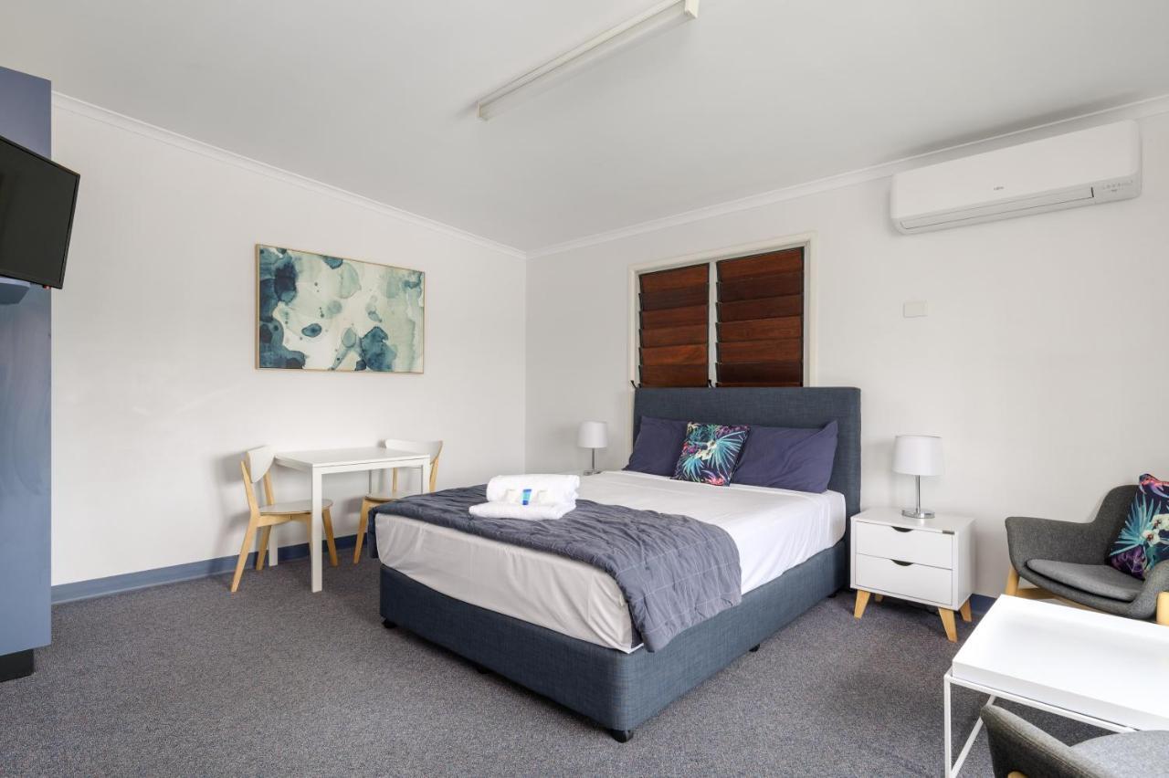 Tin Can Bay'S Sleepy Lagoon Motel Extérieur photo