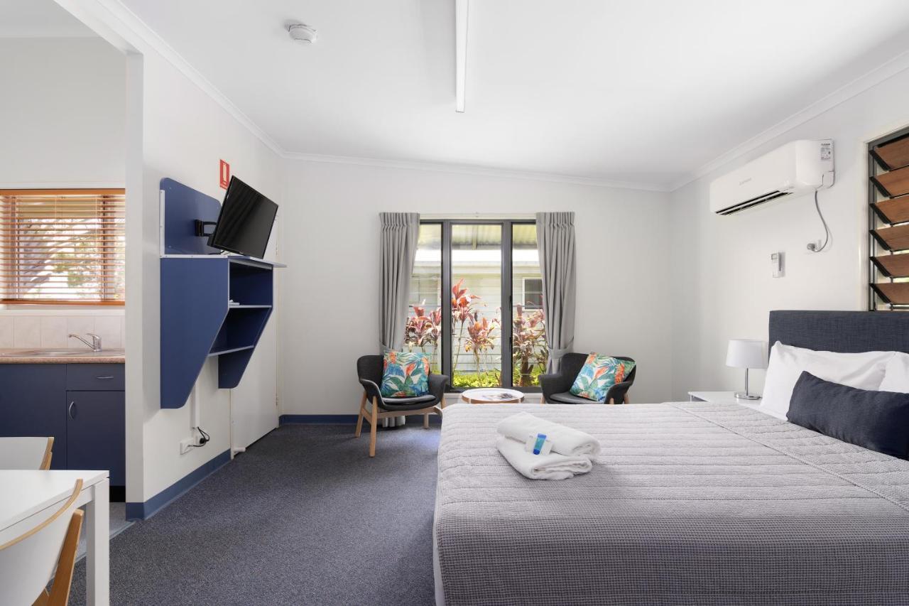 Tin Can Bay'S Sleepy Lagoon Motel Extérieur photo