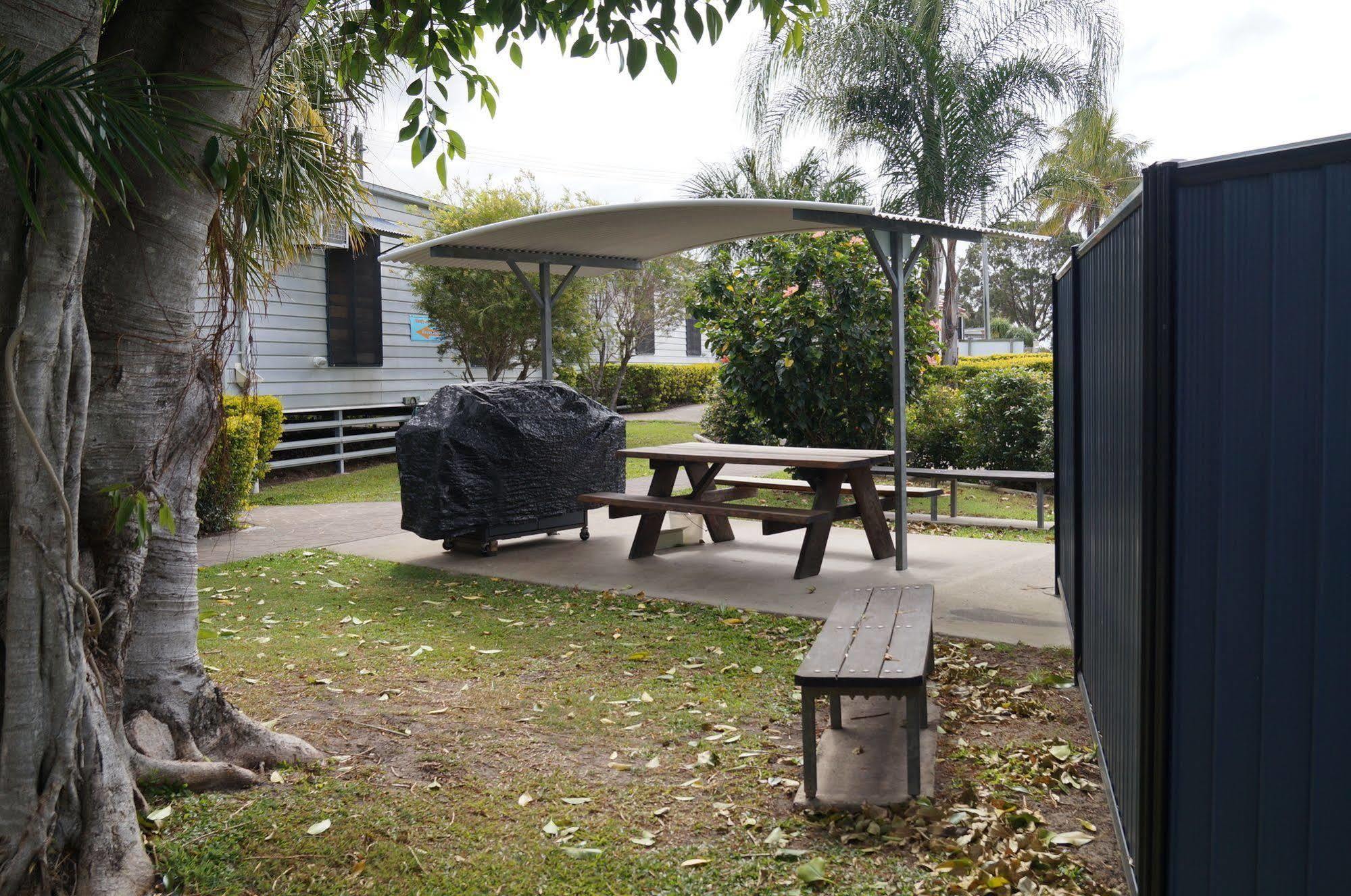Tin Can Bay'S Sleepy Lagoon Motel Extérieur photo