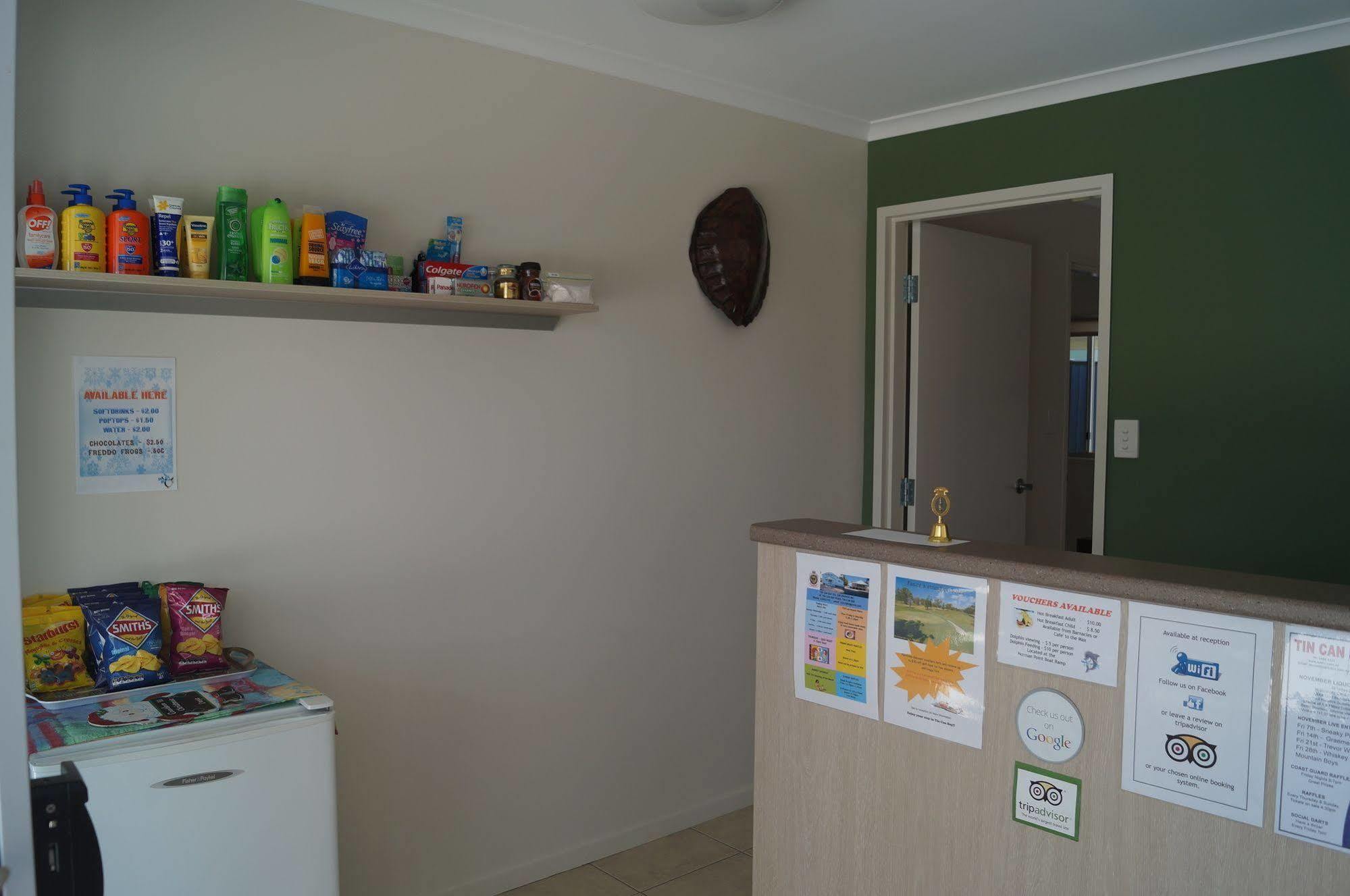 Tin Can Bay'S Sleepy Lagoon Motel Extérieur photo