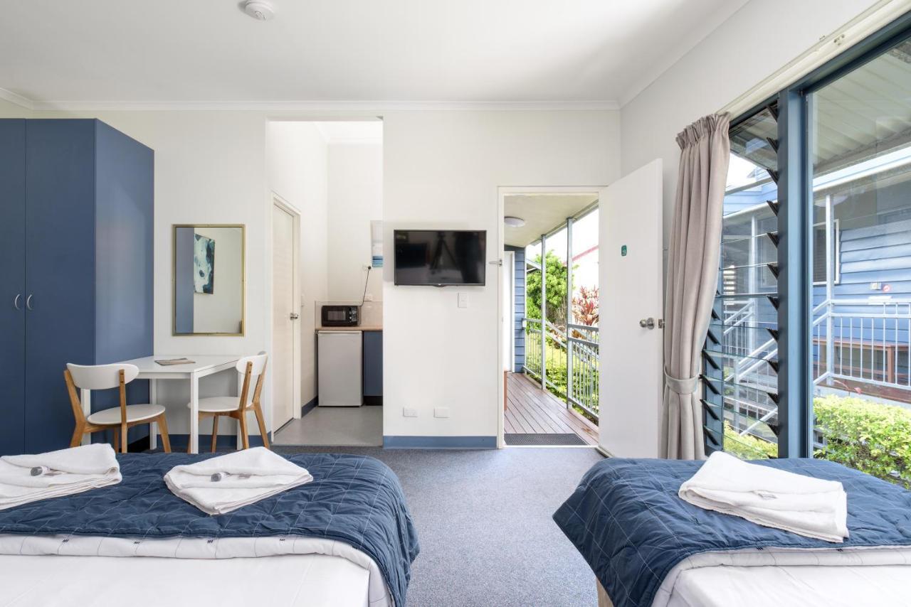 Tin Can Bay'S Sleepy Lagoon Motel Extérieur photo